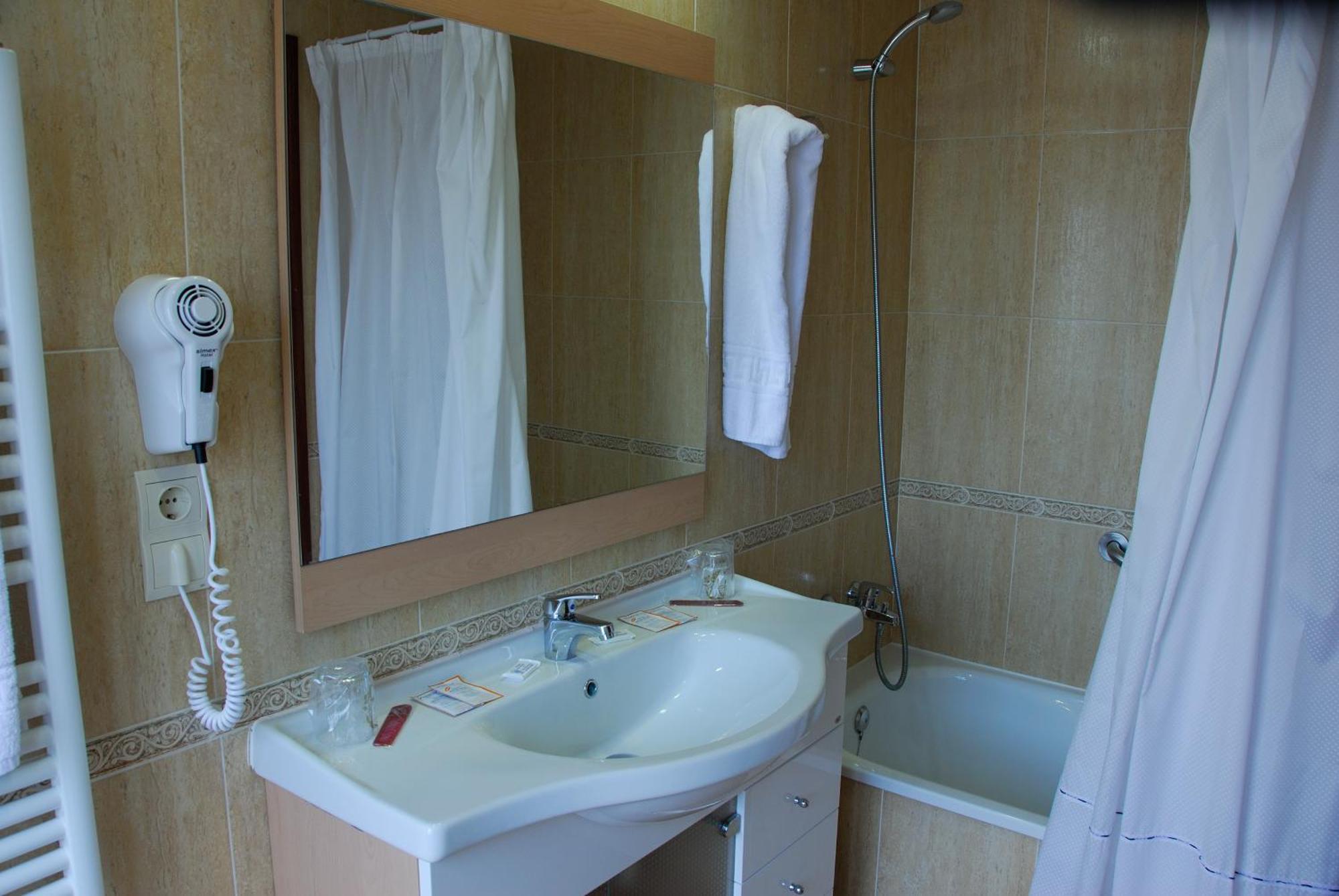 Hotel Balneari De Vallfogona De Riucorb Zewnętrze zdjęcie