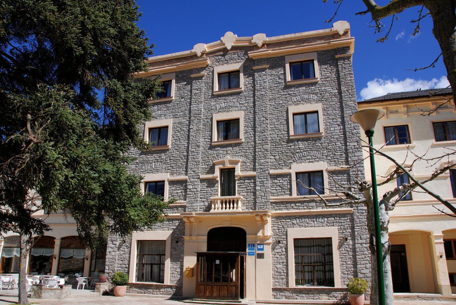 Hotel Balneari De Vallfogona De Riucorb Zewnętrze zdjęcie